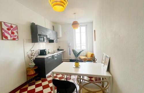 Les Poulettes Apartment | Foxy - studio 2 Personnes - check in h24 - wifi