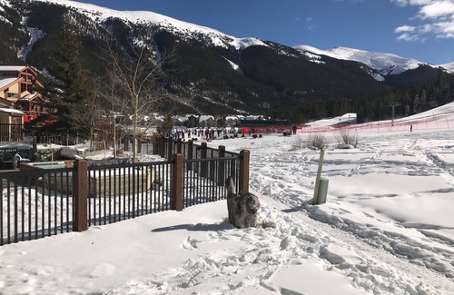 East Village at Copper Apartment | FP122 Ski-in Studio, with kitchen!