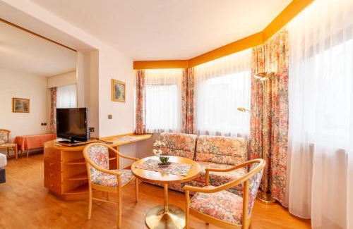 Tirolo Hotel | Frühstücks-Hotel Olympia