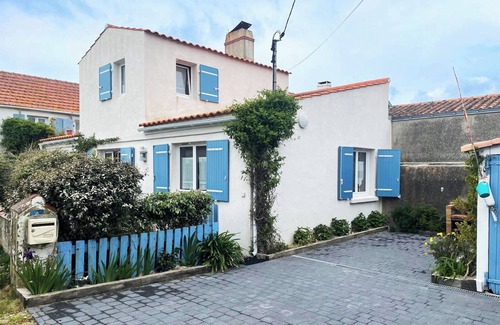 Noirmoutier-en-l'Ile House | In l'Herbaudière, 100 m from the sea, 5 mn from the port, ideal house for 4 people