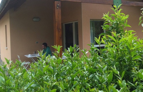 Saint-Geniez-d'Olt House | Gîtes 6 people of 37 m² including 7 m² of covered terrace with swimming pool