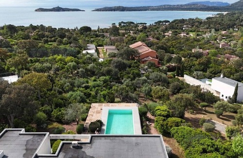 Pinarellu Villa | Pinarrellu, Porto-Vecchio,calarossa,Full sea view, 7mn walk to the beach, very quiet.
