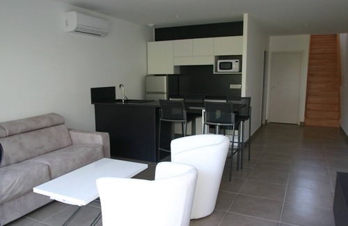 Vardiola Apartment | Residence 4 * Apartment 2 to 4 people - Heated swimming pool, tennis, pétanque.