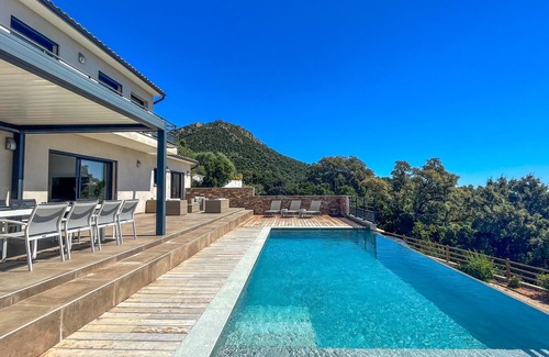 Pinarellu Villa | Casa Bernucci