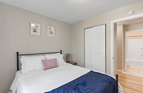 High Ridge Apartment | Fragrance free - spacious Ranch -safe &quiet- 4 br 2 bath