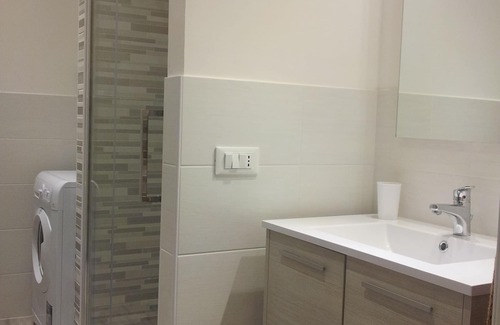 Roman Quarter House | Francis Turin center apartment
