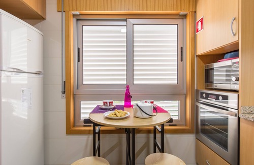 Ramalde Apartment | Francos' Relaxing Apt by the metro