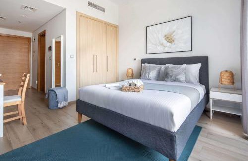 Jebel Ali Apartment | Frank Porter - Azizi Aura