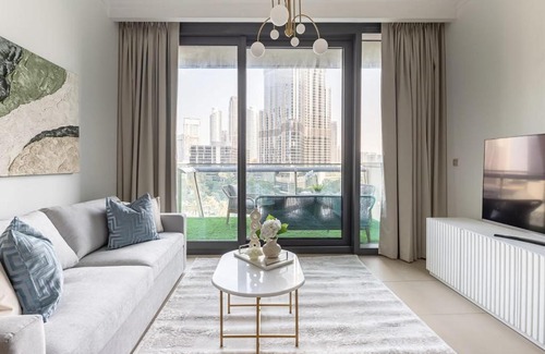 Downtown Dubai Apartment | Frank Porter - Burj Vista Tower 1