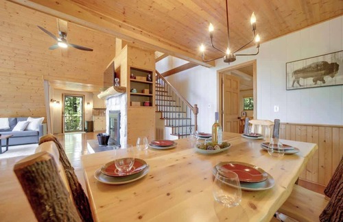 Franklin House | Franklin A-Frame with Hot Tub and Mountain Views