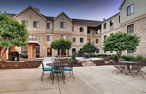 Madison Apartment | Free Breakfast. Pool & Hot Tub. Near UW-Madison!
