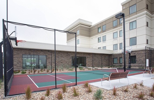 Littleton Apartment | Free Breakfast | Studio Suite at Staybridge!