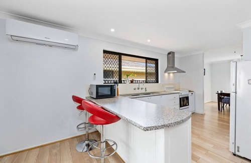 Bull Creek House | Free Flowing 3 Bedroom Family Home With Great Outdoors and Indoor Living Spaces