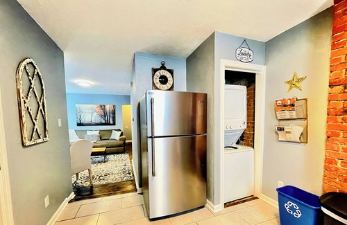 East Allegheny House | Free Park+3 BR *3 bathrooms*Walk to PNC & Acrisure