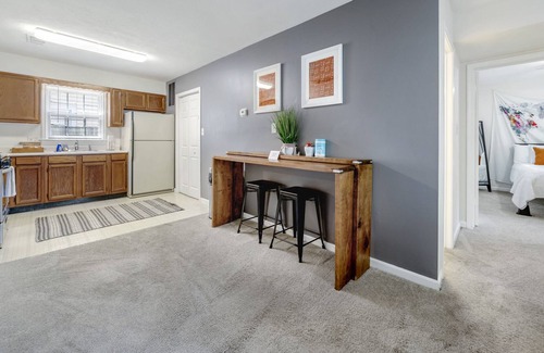 Loring Heights Apartment | FREE & SAFE PARKING - Midtown Studio - Extended Stays Welcome!