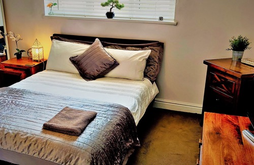 Southampton Bed & Breakfast | Freemantle Solent Lodge
