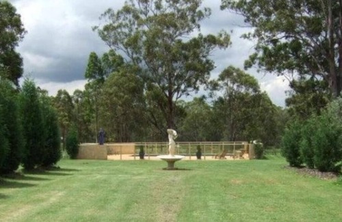 Pokolbin Villa | French Farmhouse Chez Vous Hunter Valley Split Level Balcony