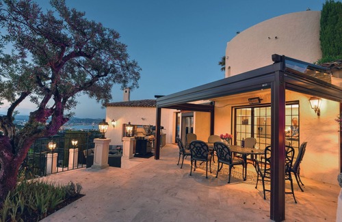 Theoule-sur-Mer Villa | French Riviera Villa 5 Bed Pool Air Conditioning