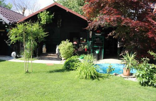 Praprotna Polica House | Frenkcottage 5 KM FROM THE AIRPORT- FREE TRANSPORTATION TO THE AIRPORT