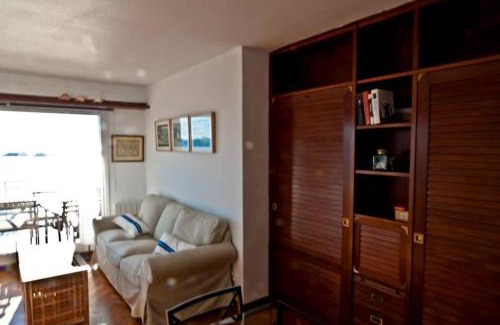 L'Escala Apartment | FRENTE AL MAR-Wifi FREE