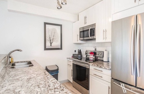 East Kootenay Apartment | Fresh Air Feelings | Indoor Pool & Hot Tub | Beach