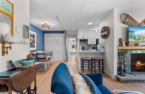 Carnelian Bay Condo | Freshly Listed! Remodeled Condo a "Stone's Throw" to Beach & Close to Resorts