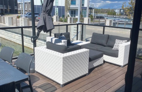 Innisfil House | Friday Harbour Luxury Resort, come enjoy luxury living at the harbour.