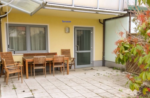Neubrandenburg Apartment | Friendly apartment in city location with terrace and parking space