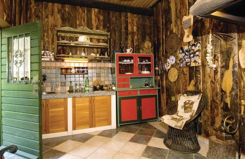 Slime House | Friendly house in idyllic surroundings