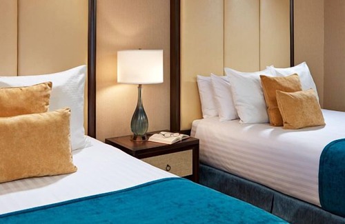 Village of La Jolla Hotel | Friends and Family Vacation! Two Convenient Units, Restaurant, On-Site Dining