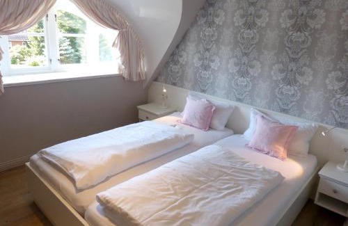 Suddorf House | Friesenhaushälfte Backbord