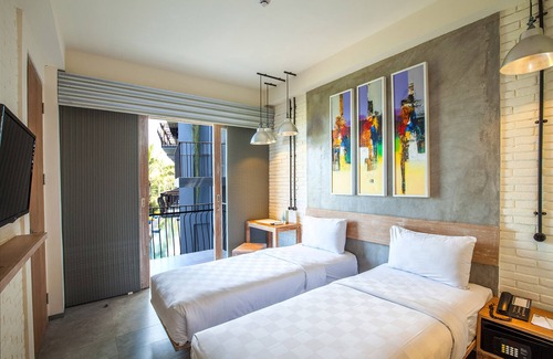 Batu Bolong Hotel | FRii Bali Echo Beach