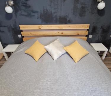 Postojna House | FRIZ&FANY Charm House