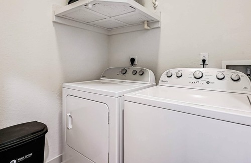 Golden Glades - The Woods Apartment | Frontdesk | 2 BR Apt near Neptune Beach