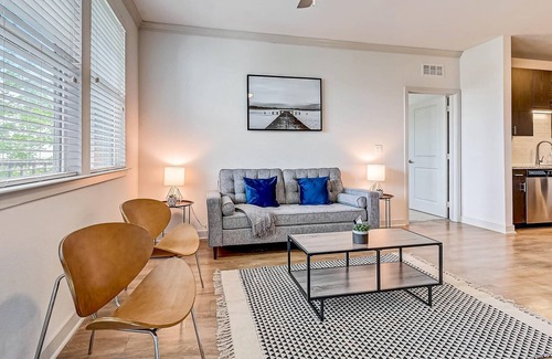 Golden Glades - The Woods Apartment | Frontdesk | 2 BR Apt near Neptune Beach
