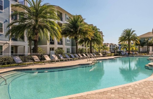 Golden Glades - The Woods Apartment | Frontdesk | Lively + Hip 1BR Apt w/ Balcony