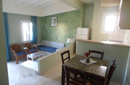 Kassiopi Apartment | Frosini Gardens