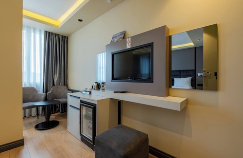 Arnavutkoy Hotel | Frt Airlines Hotel - Istanbul Airport