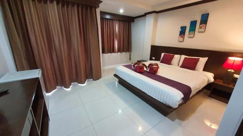 Patong Apartment | Fruit Paradise