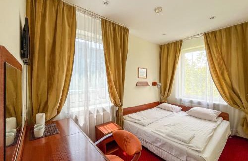 Wola Hostel | Fry House