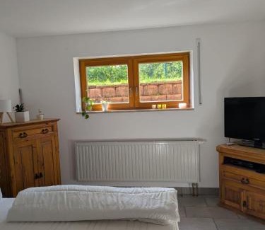 Schnelldorf Apartment | Fuchsbau im Ferienhaus an der Holzecke