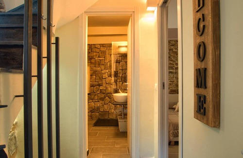 Vasia House | Fuga Romantica con Jacuzzi Privata