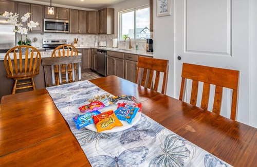 Walton House | Full Home by Ark/Creation Museum