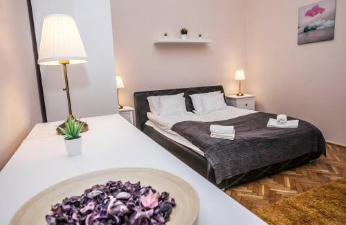 Szeged Apartment | Fullmoon Apartments 1