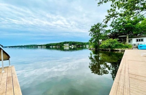 Glasser House | Fully accessible lake-house on its own island.