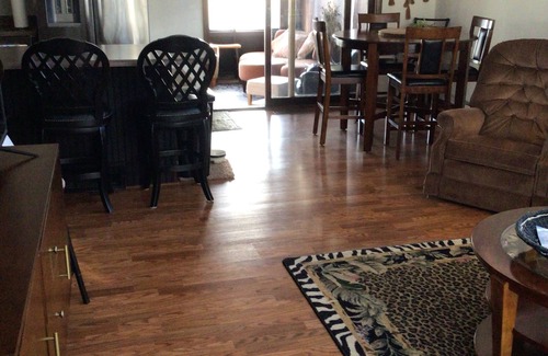 Clear Lake House | Fully furnished 3 bedroom ranch style home with large screened in porch w/garage