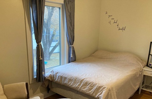 Tuxedo House | Fully Furnished Home, Close to Airport and Major Shopping Malls