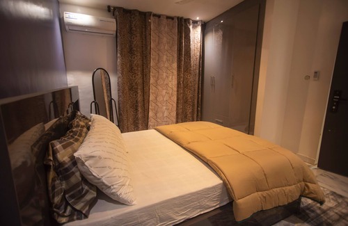 Kumasi Apartment | Fully Furnished Two Bedrooms, Modern Kitchen, Wifi