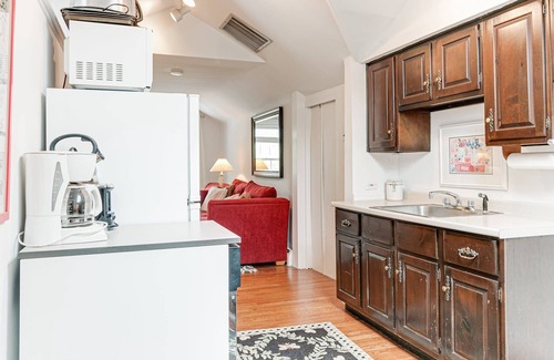 Summit Apartment | FULLY FURNISHED upstairs apt of two family home in residential neighborhood