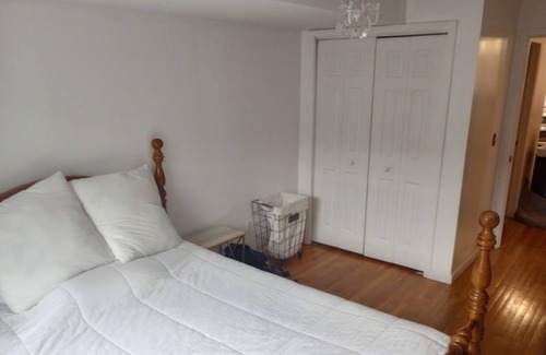 Communipaw Apartment | Fully Independent apartment with garage Manhattan Views